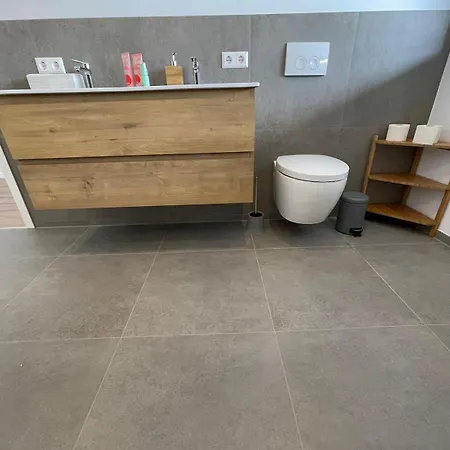 Hohenzollern Wellness Loft Mit Panorama Sauna *