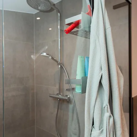 Hohenzollern Wellness Loft Mit Panorama Sauna *