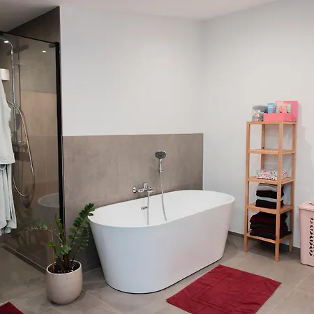 Apartman Hohenzollern Wellness Loft Mit Panorama Sauna *