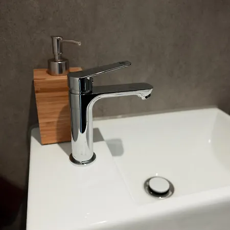 Hohenzollern Wellness Loft Mit Panorama Sauna Apartmán *